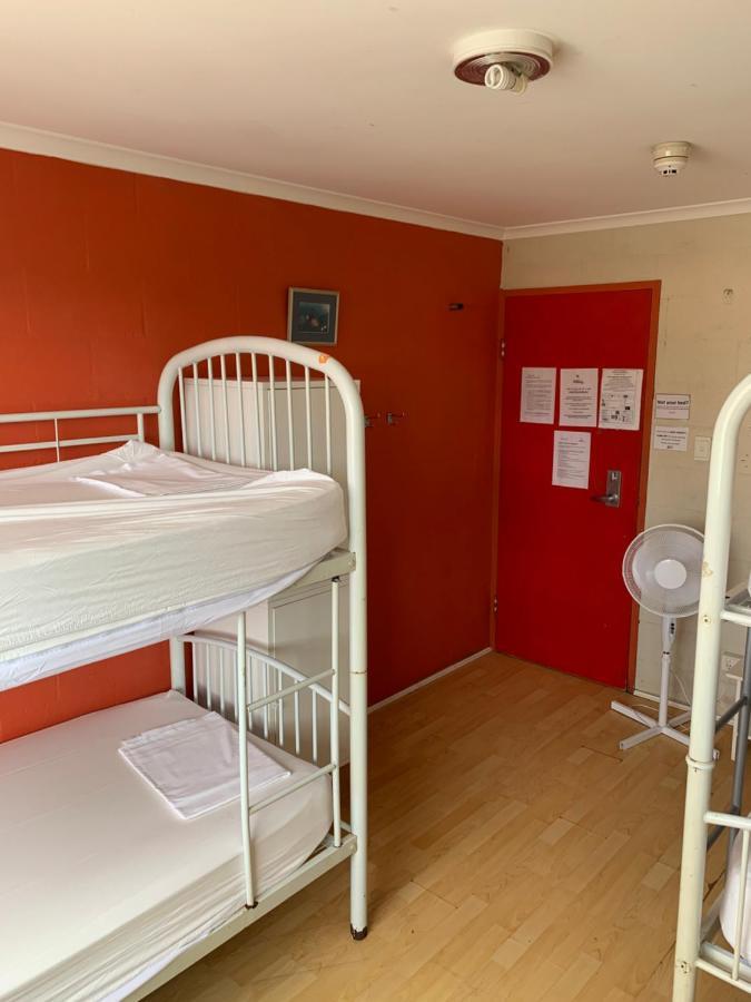 Beach Hostel Mooloolaba Bagian luar foto