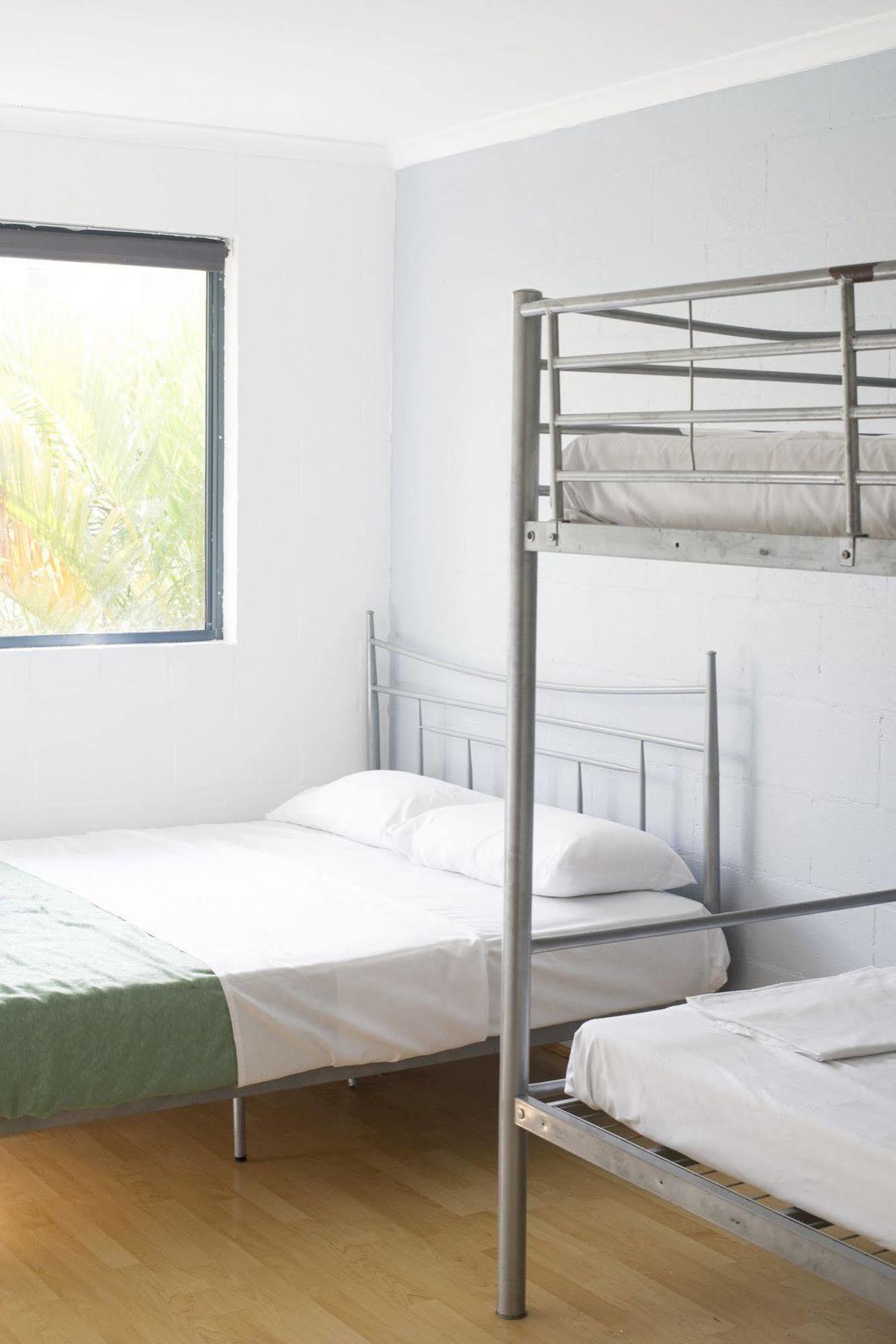 Beach Hostel Mooloolaba Bagian luar foto